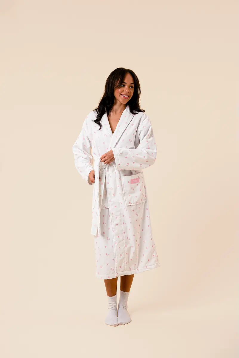 VERY STRAWBERRY ROBE